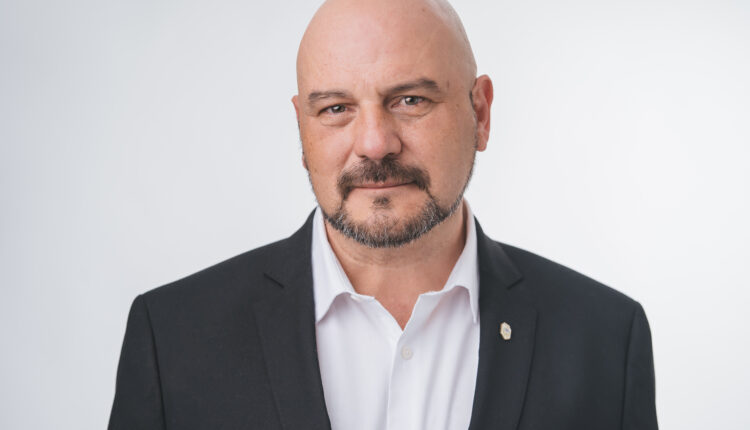 Hugo Laricchia: «Mendoza está mal en todos los sentidos, los radicales han hecho un mal gobierno»